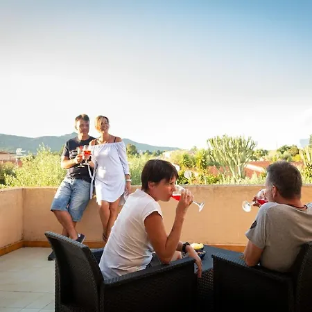 Il Melograno Aparthotel *