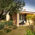 Hotel apartamentowy Il Melograno San Teodoro (Sardinia)