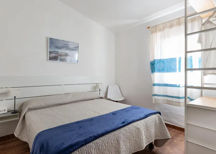 Il Melograno شقة فندقية سان تيودورو